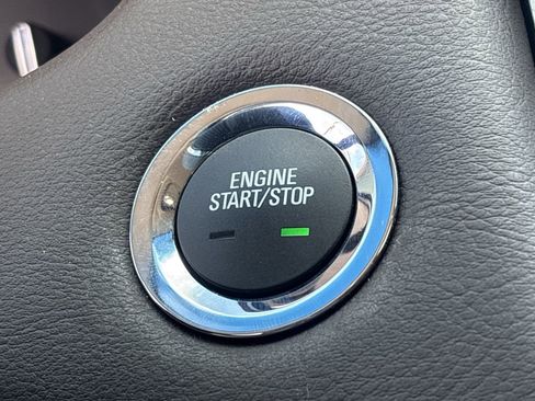 Used 2017 Cadillac XTS Luxury image 30