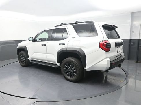Used 2026 Toyota 4Runner SR5 AWD/4WD image 6