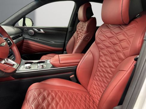 Certified 2025 Genesis GV80 3.5T AWD/4WD image 15
