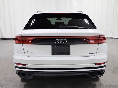 Used 2022 Audi Q8 Prestige w/ Prestige Package image 7