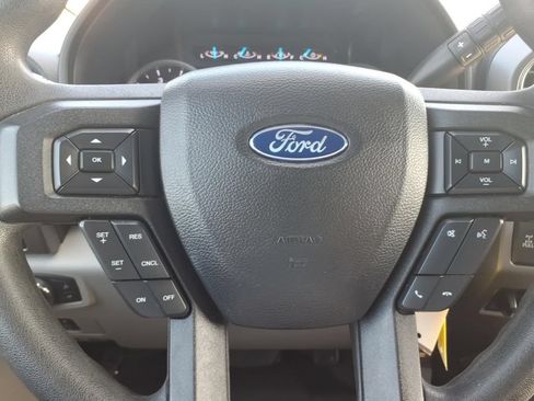 Used 2019 Ford F250 XLT w/ XLT Premium Package AWD/4WD image 25