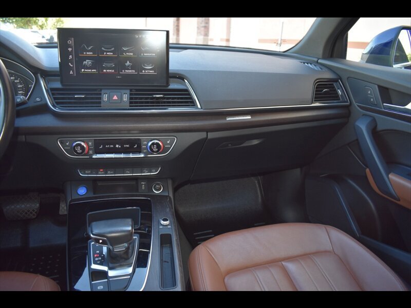 Used 2022 Audi Q5 2.0T Premium AWD/4WD image 31