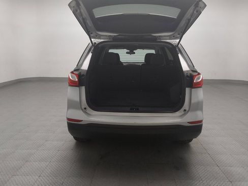 Used 2021 Chevrolet Equinox LS w/ LS Convenience Package image 29