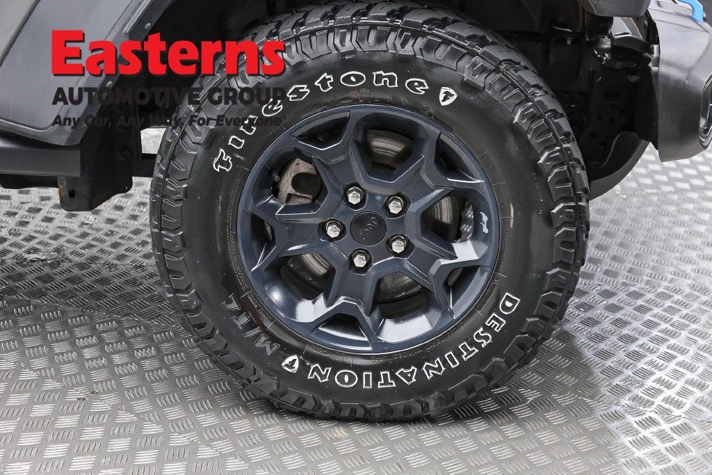Used 2023 Jeep Wrangler Unlimited w/ Cold Weather Group AWD/4WD image 33