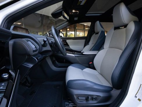 Certified 2023 Subaru Solterra AWD image 8