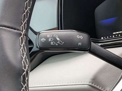 New 2026 Volkswagen Taos S image 29