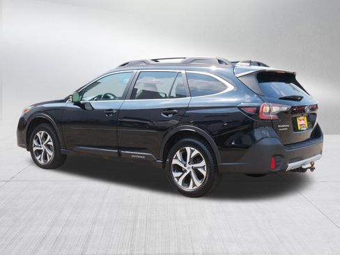Used 2022 Subaru Outback Limited AWD/4WD image 5