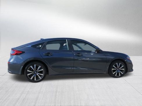 Used 2024 Honda Civic EX-L image 2