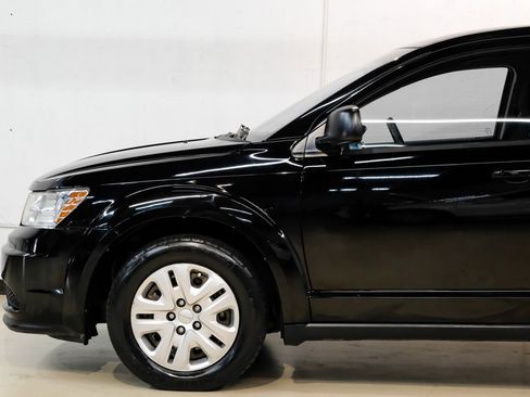 Used 2017 Dodge Journey SE image 14