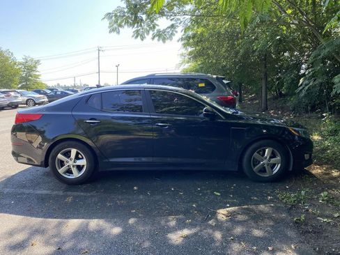Used 2015 Kia Optima LX FWD image 2