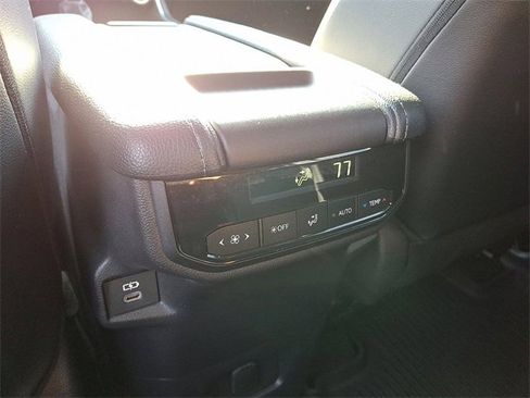 Certified 2024 Toyota Grand Highlander XLE image 11