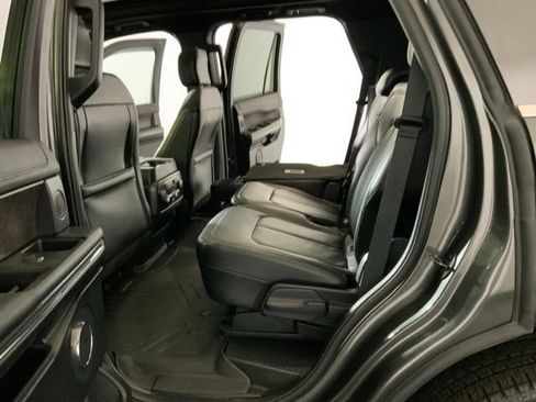 Used 2020 Ford Expedition Limited AWD/4WD image 33