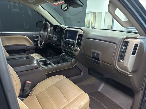 Used 2018 GMC Sierra 1500 Denali w/ Denali Ultimate Package image 10