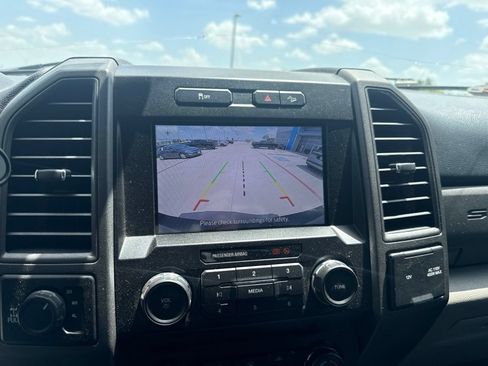 Used 2021 Ford F250 XL w/ STX Appearance Package AWD/4WD image 10
