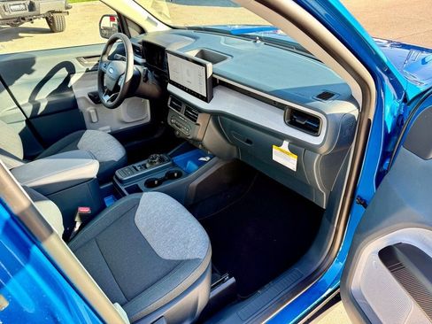 New 2025 Ford Maverick XLT w/ XLT Luxury Package image 17