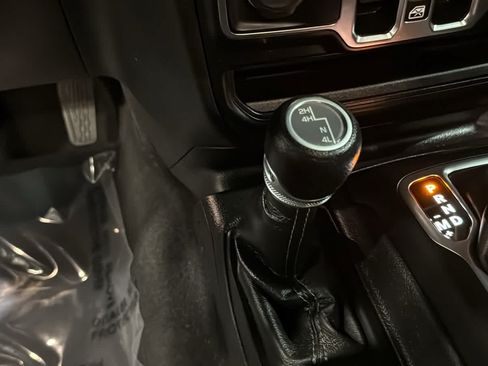 Used 2024 Jeep Wrangler Unlimited Sport AWD/4WD image 19