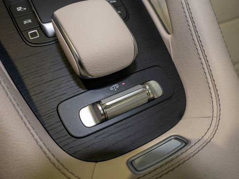 Used 2025 Mercedes-Benz GLS 450 GLS 450 image 20