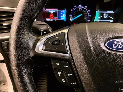 Used 2018 Ford Edge SEL w/ Equipment Group 201A image 18