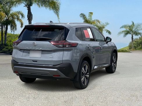 Certified 2023 Nissan Rogue SL FWD image 5