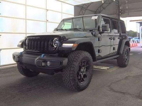 Used 2024 Jeep Wrangler Unlimited AWD/4WD image 1