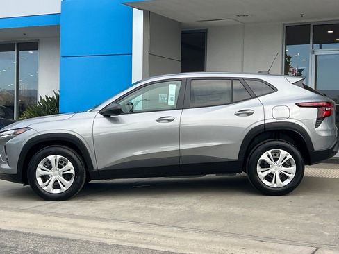 New 2026 Chevrolet Trax LS FWD image 7
