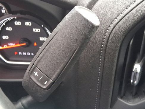 Used 2020 Chevrolet Silverado 1500 LT Trail Boss w/ Midnight Edition image 15