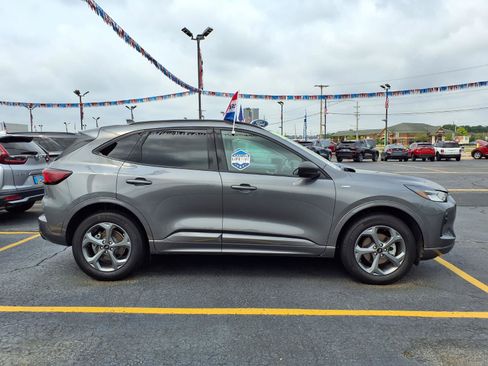 Used 2024 Ford Escape ST-Line w/ Tech Pack #1 AWD/4WD image 24