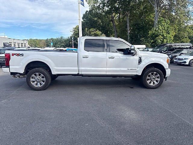 Used 2017 Ford F350 Platinum w/ Platinum Ultimate Package AWD/4WD image 17