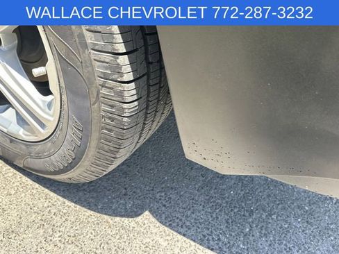 Certified 2022 GMC Terrain SLE w/ Driver Convenience Package FWD image 11