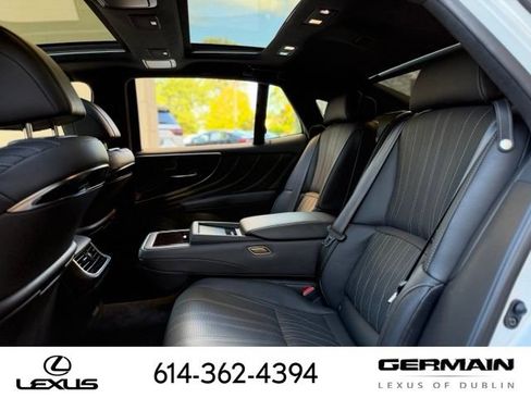 Certified 2022 Lexus LS 500 AWD w/ Luxury Package image 21