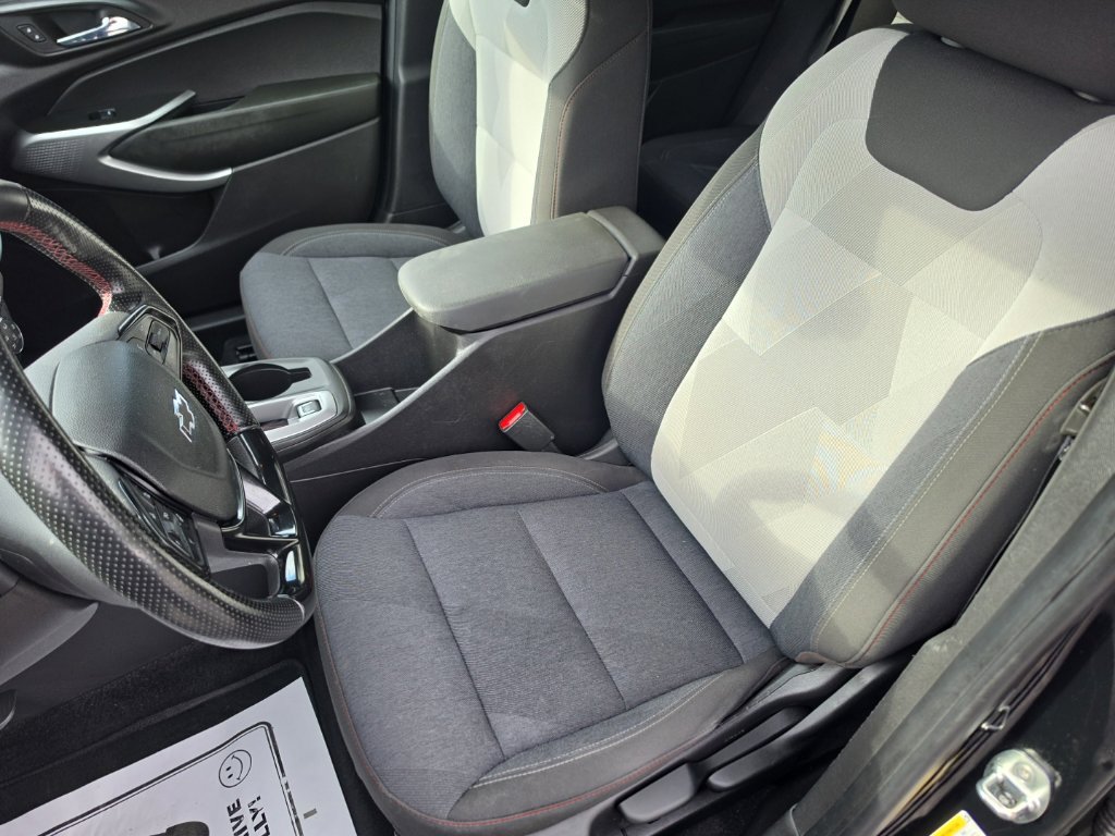 Certified 2024 Chevrolet Trax RS w/ Driver Confidence Package FWD image 15