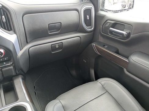 Used 2022 GMC Sierra 1500 SLT w/ SLT Premium Plus Package AWD/4WD image 17