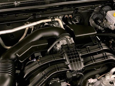 Used 2024 Subaru Outback Premium image 30