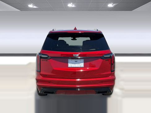 Used 2024 Cadillac XT6 Sport w/ LPO, Onyx Lite Package AWD/4WD image 9