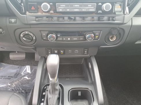 New 2026 Nissan Frontier SV AWD/4WD image 22