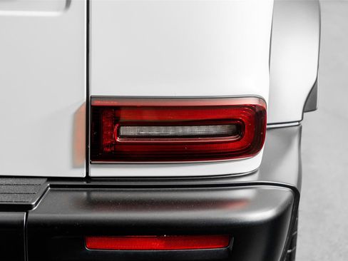 Used 2025 Mercedes-Benz G 63 AMG 4MATIC image 13