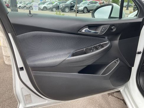 Used 2016 Chevrolet Cruze LT FWD image 26
