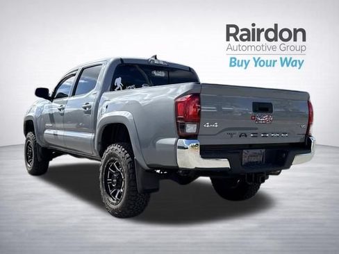 Used 2020 Toyota Tacoma SR5 AWD/4WD image 33