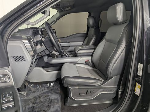 Used 2023 Ford F150 Lariat image 12