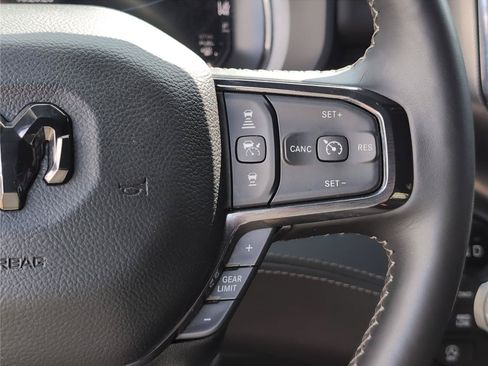 Used 2023 RAM 1500 Limited AWD/4WD image 32