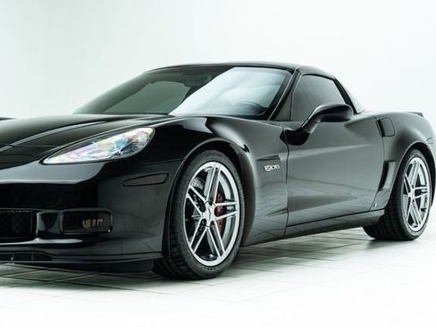 Used 2008 Chevrolet Corvette Z06 w/ Preferred Equipment Group image 9