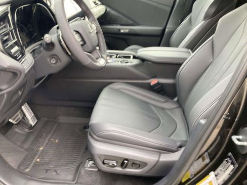 New 2026 Lexus TX 500h AWD image 12