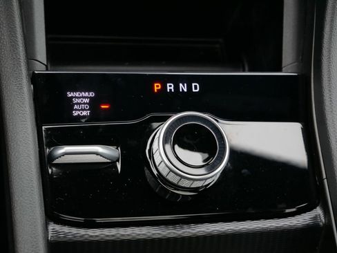 Certified 2024 Jeep Grand Cherokee Limited w/ Black Appearance Package image 29