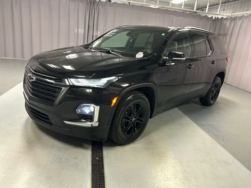 Used 2023 Chevrolet Traverse LS w/ Midnight/Sport Edition AWD/4WD image 3