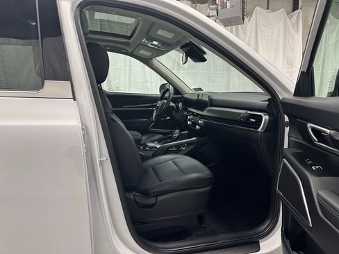 Used 2025 Kia Telluride S image 56