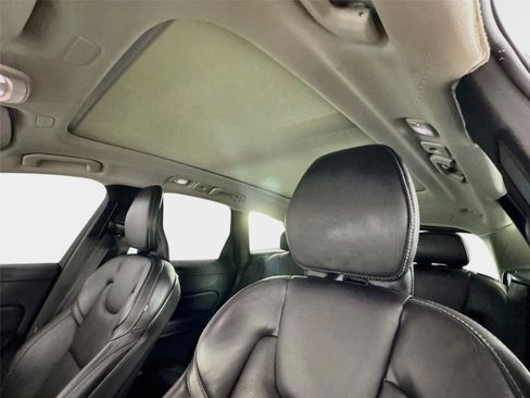 Used 2023 Volvo XC60 B6 Ultimate w/ Protection Package Premier AWD/4WD image 15