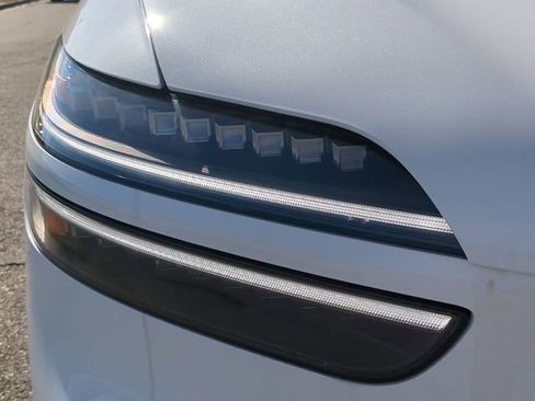 New 2026 Genesis GV70 2.5T Advanced image 9