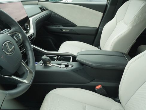 Used 2026 Lexus TX 350 AWD image 7