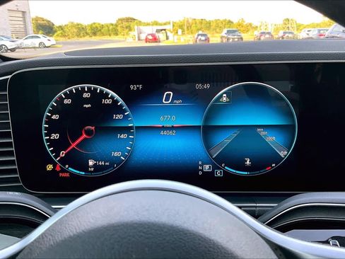 Used 2020 Mercedes-Benz GLE 350 image 23