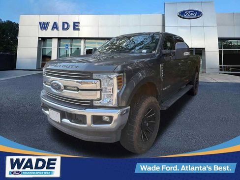 Used 2019 Ford F250 Lariat w/ Lariat Value Package AWD/4WD image 1